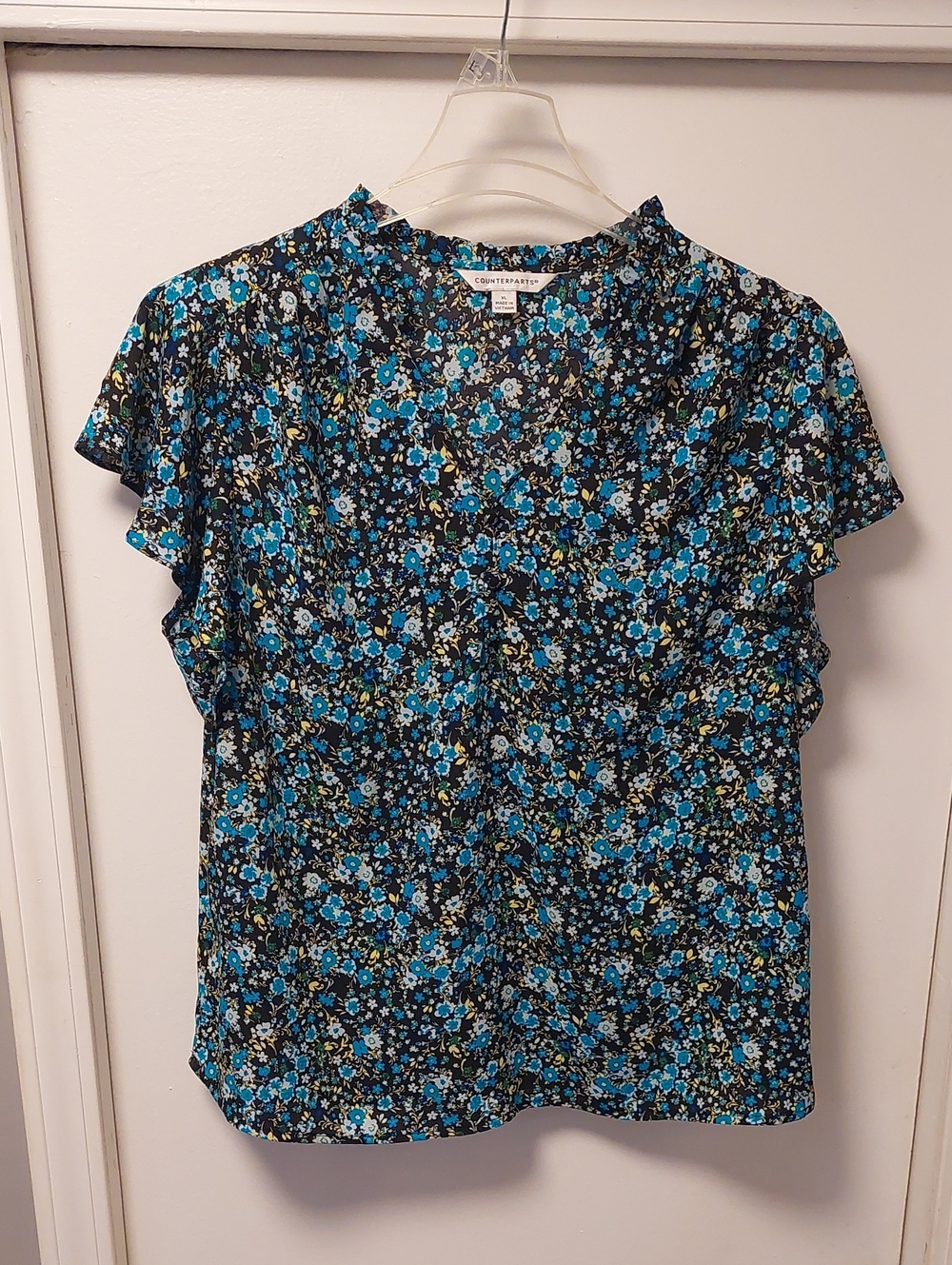 COUNTERPARTS Blue Floral Blouse